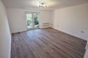 Lounge/Diner- click for photo gallery